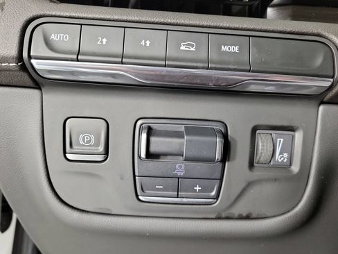 Certified 2022 Cadillac Escalade Sport AWD/4WD image 33