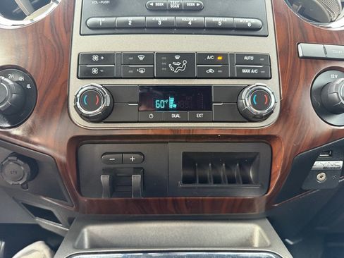 Used 2012 Ford F350 Lariat AWD/4WD image 34