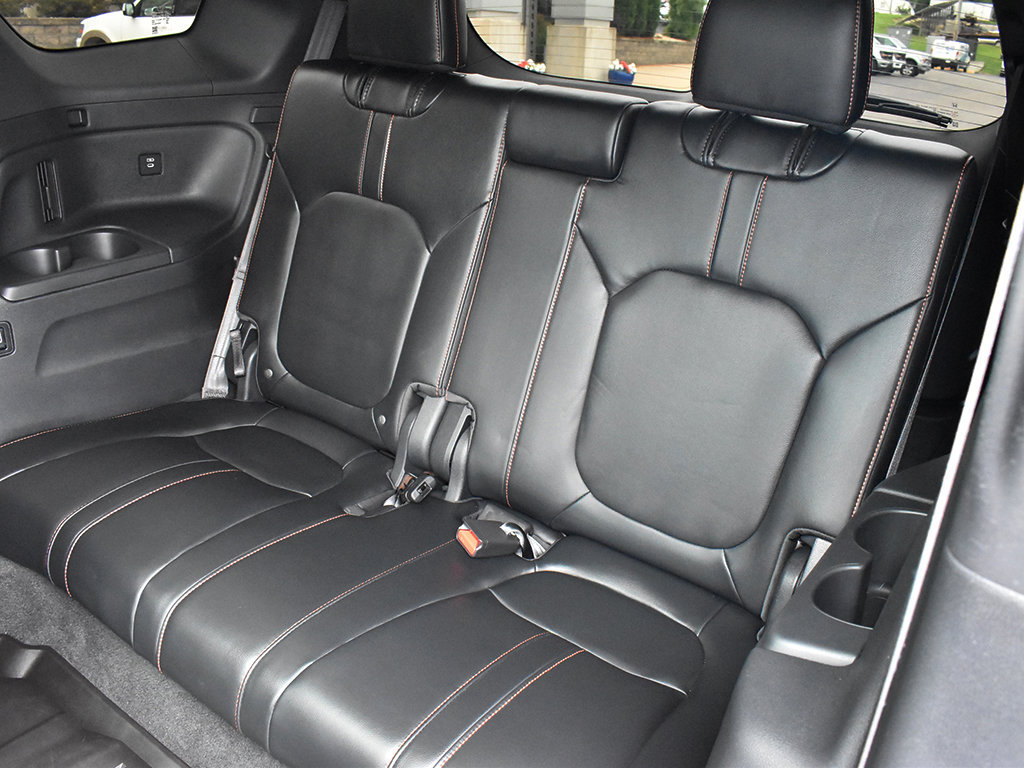 Used 2025 Honda Pilot TrailSport image 7