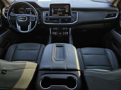 Used 2021 GMC Yukon SLT w/ SLT Premium Package image 35