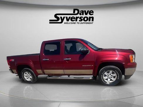 Used 2009 GMC Sierra 1500 SLE w/ Power Pack Plus AWD/4WD image 4