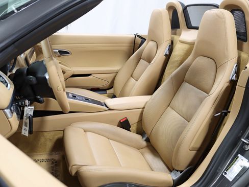 Used 2014 Porsche Boxster S RWD image 27