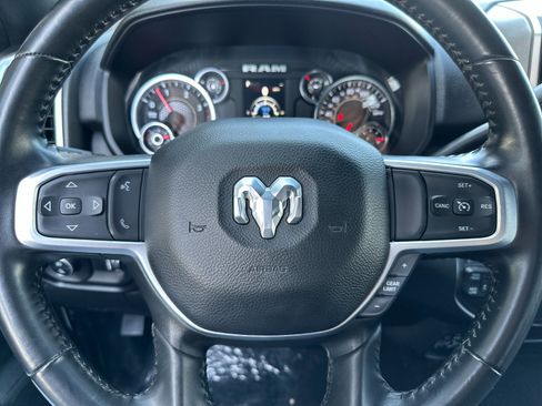 Used 2024 RAM 3500 Big Horn image 22