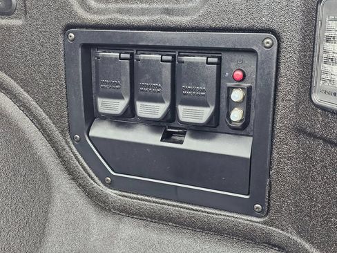 Used 2025 Chevrolet Silverado EV RST AWD/4WD image 14