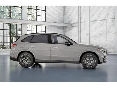 Used 2026 Mercedes-Benz GLC 300 4MATIC image 15