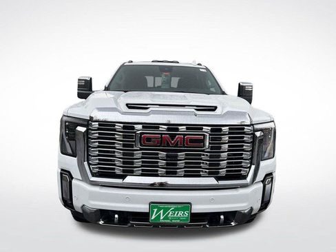 New 2026 GMC Sierra 2500 Denali w/ Denali Reserve Package AWD/4WD image 9