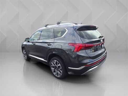 Used 2022 Hyundai Santa Fe Calligraphy image 3