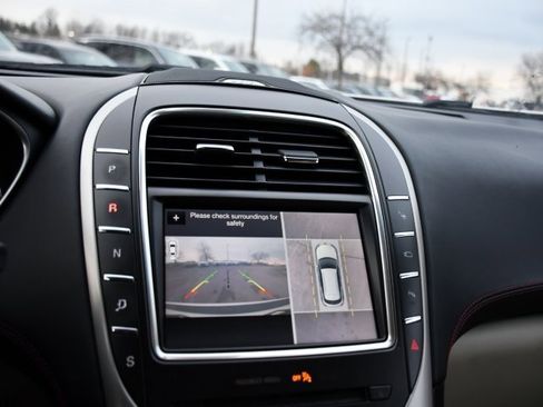 Used 2017 Lincoln MKX Black Label w/ Driver Assistance Package image 16