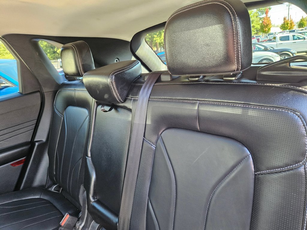 Used 2025 Ford Escape SE w/ PHEV Premium Package FWD image 15