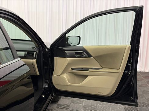 Used 2014 Honda Accord LX image 15