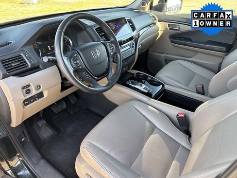 Used 2018 Honda Pilot Elite image 24