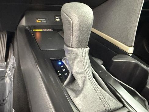 Certified 2025 Toyota Camry LE image 25