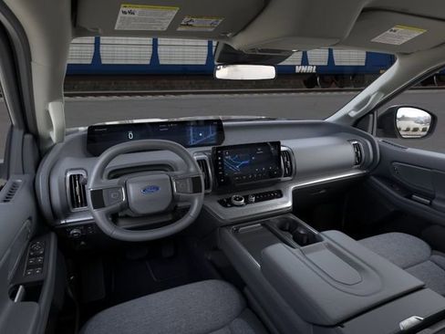 New 2026 Ford Expedition Active AWD/4WD image 9