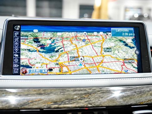 Used 2016 BMW X5 xDrive50i image 15