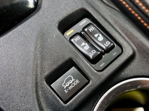 Used 2023 Subaru Crosstrek 2.5i Limited image 4