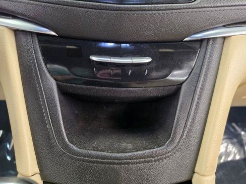 Used 2018 Cadillac XT5 FWD image 27