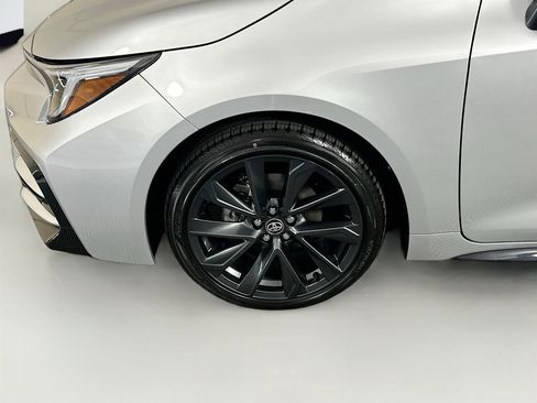 Used 2026 Toyota Corolla SE w/ SE Premium Package FWD image 11