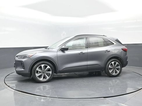 Certified 2024 Ford Escape Platinum AWD/4WD image 4