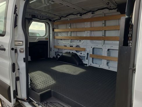 Used 2024 Ford Transit 250 Low Roof w/ Exterior Upgrade Package image 19