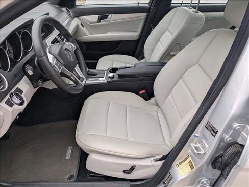 Used 2014 Mercedes-Benz C 250 Sedan image 15