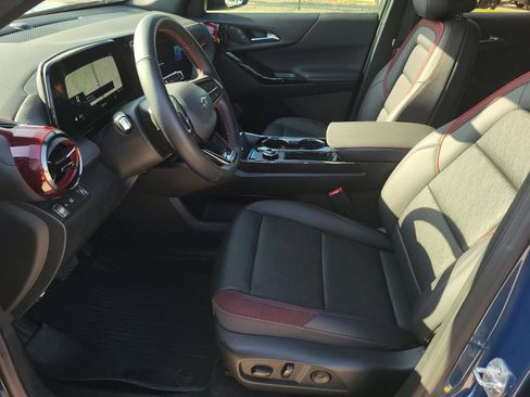 Used 2026 Chevrolet Equinox RS w/ Convenience Package III FWD image 22
