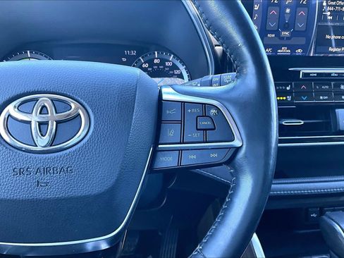 Certified 2021 Toyota Highlander Platinum AWD/4WD image 24
