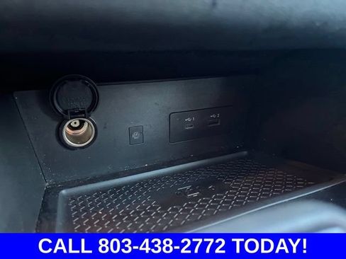 Used 2024 Nissan Pathfinder SL w/ SL Premium Package FWD image 28