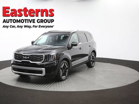 Used 2025 Kia Telluride S FWD image 55