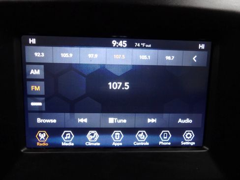 Used 2019 Jeep Compass Latitude w/ Cold Weather Group AWD/4WD image 12