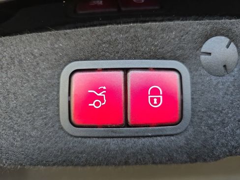 Used 2021 Mercedes-Benz C 300 Sedan image 14