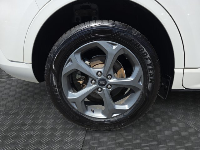 Used 2024 Ford Escape ST-Line Select AWD/4WD image 35