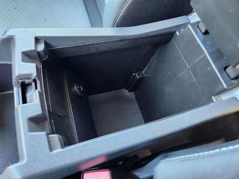 Used 2018 Ford Escape SE w/ Ford Safe & Smart Package image 14