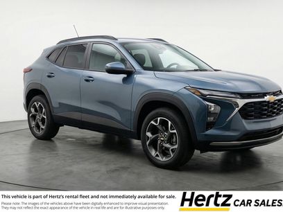 Used 2025 Chevrolet Trax LT