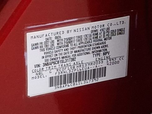 Used 2025 Nissan Kicks SV w/ Charging Package image 28