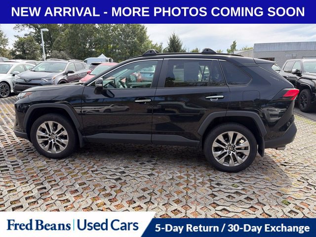 Used 2023 Toyota RAV4 Limited AWD/4WD image 4