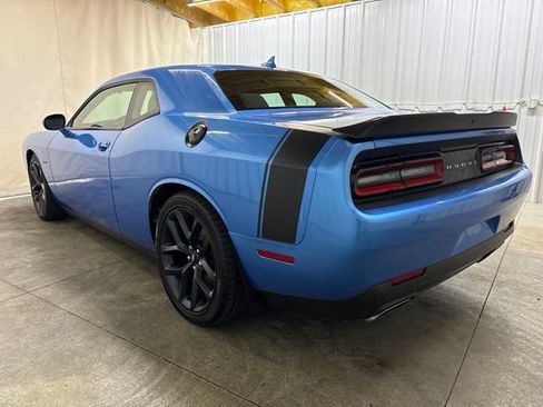 Used 2019 Dodge Challenger R/T RWD image 10