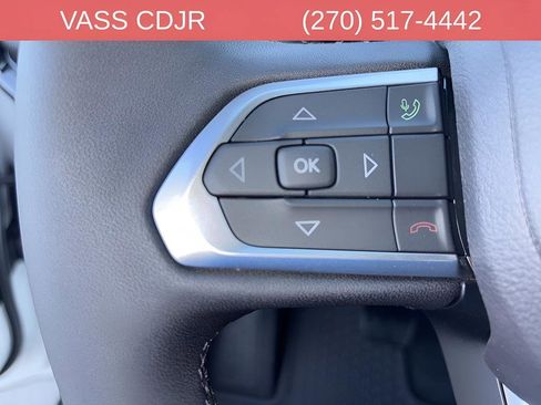 Used 2026 Jeep Compass Latitude w/ Quick Order Package 29K AWD/4WD image 14