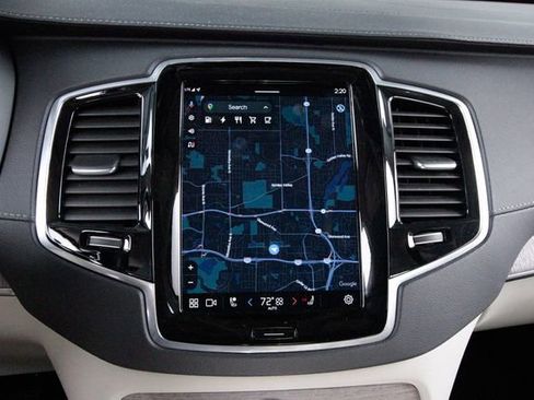 Certified 2024 Volvo XC90 T8 Ultimate w/ Protection Package Premier image 14