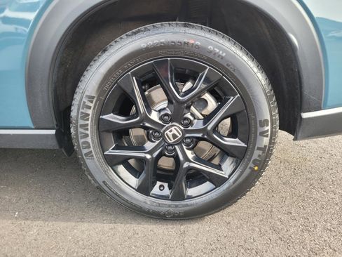 Used 2024 Honda HR-V Sport image 9