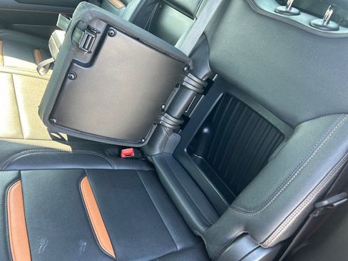 Used 2024 GMC Sierra 1500 AT4 w/ Technology Package image 16