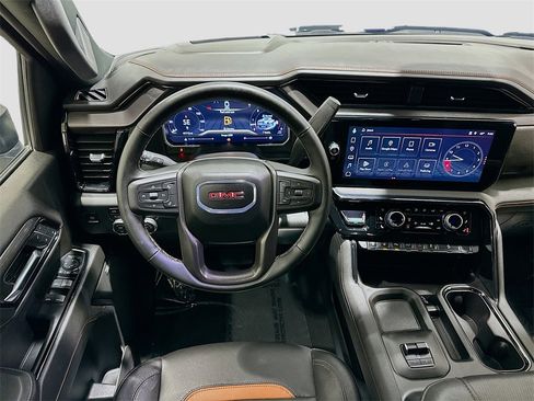 Used 2024 GMC Sierra 2500 AT4 w/ AT4 Premium Plus Package image 24