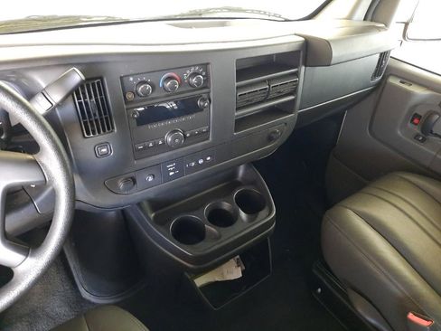 Used 2014 Chevrolet Express 2500 LS image 25