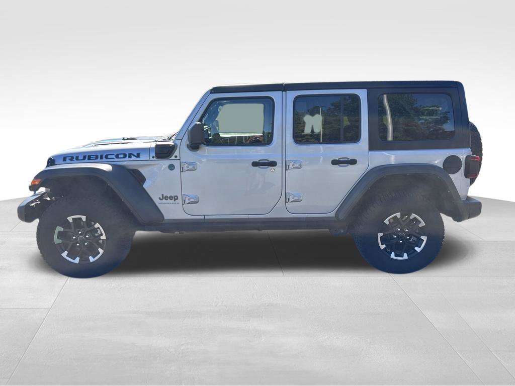 Used 2024 Jeep Wrangler Unlimited Rubicon 4xe AWD/4WD image 2