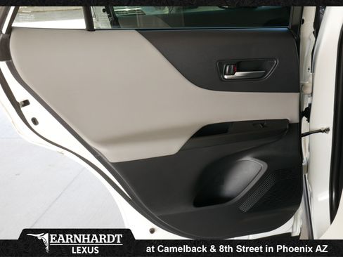 Used 2021 Toyota Venza LE w/ Carpet Mat Package (TMS) AWD/4WD image 24