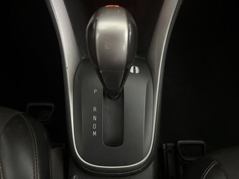 Used 2021 Chevrolet Trax LT AWD/4WD image 66