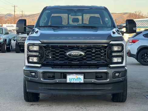 New 2026 Ford F350 Lariat w/ Black Appearance Package image 2