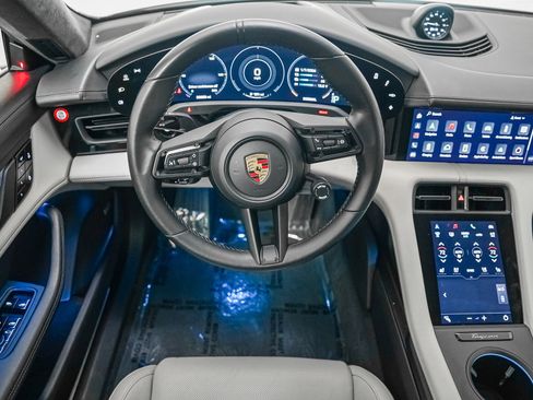 Used 2021 Porsche Taycan Turbo image 15