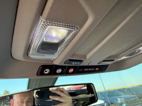 Used 2020 Chevrolet Silverado 2500 LT w/ Convenience Package image 22