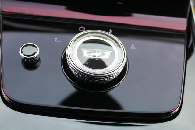 Used 2025 Cadillac Escalade Sport Platinum AWD/4WD image 28
