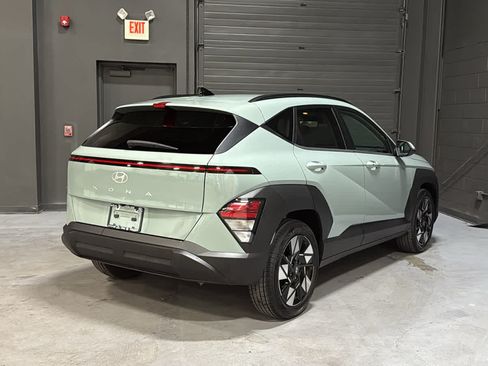 Used 2024 Hyundai Kona SEL FWD image 4